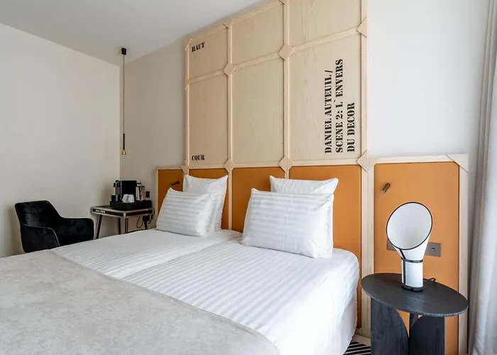 מלון Astra Opera - Astotel 4*