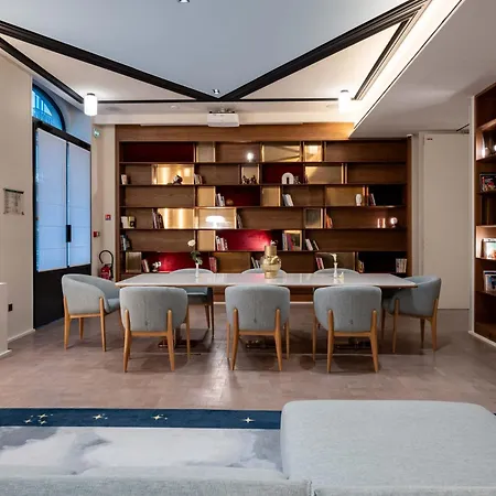 Astra Opera - Astotel 4*