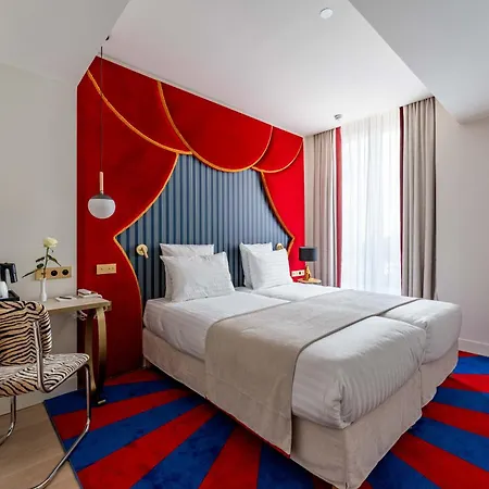 Astra Opera - Astotel 4*