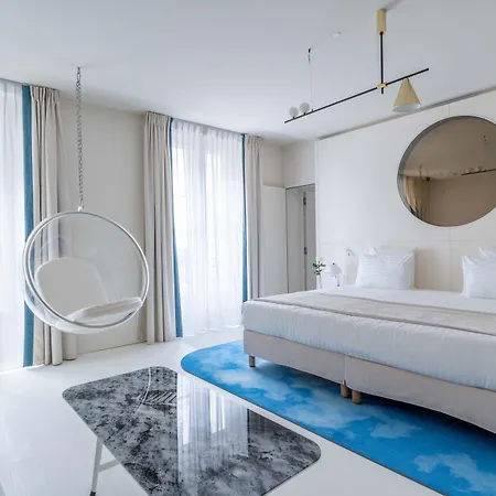 アストラ オペラ アストテル ホテル 4*