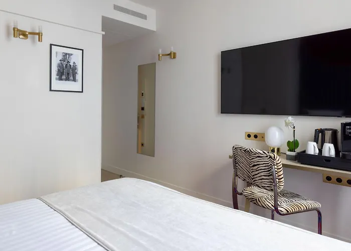 Astra Opera - Astotel 4*